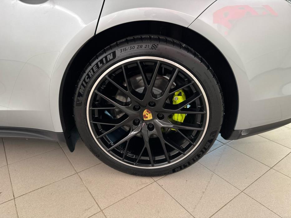 PORSCHE Panamera 2019