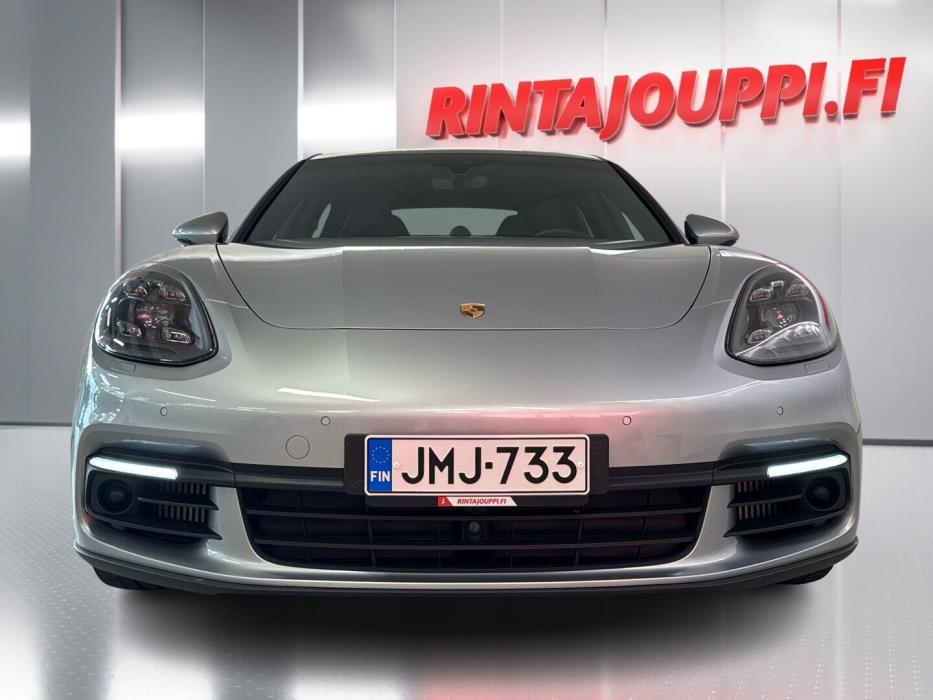 PORSCHE Panamera 2019