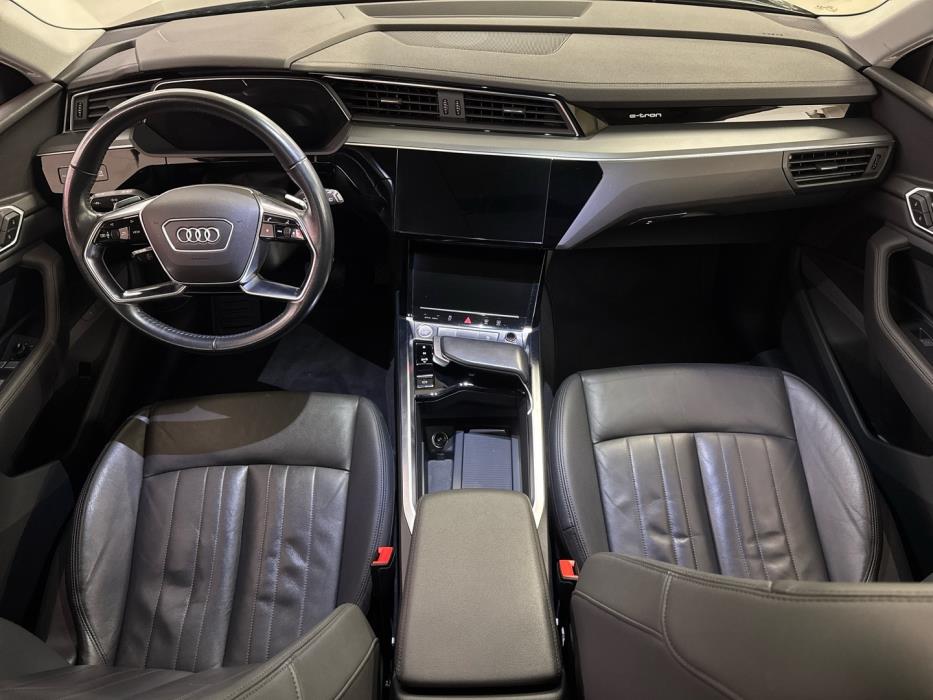 AUDI e-tron 2020