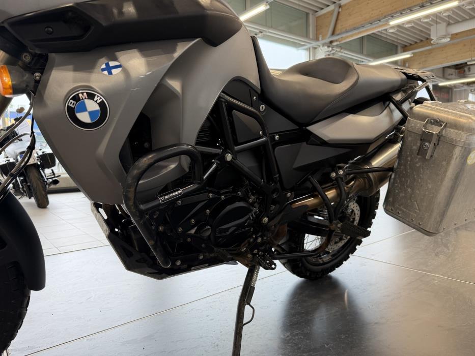 BMW F 2008