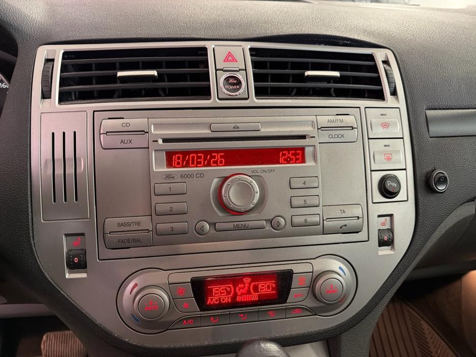 FORD Kuga 2012