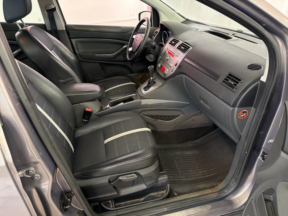 FORD Kuga 2012