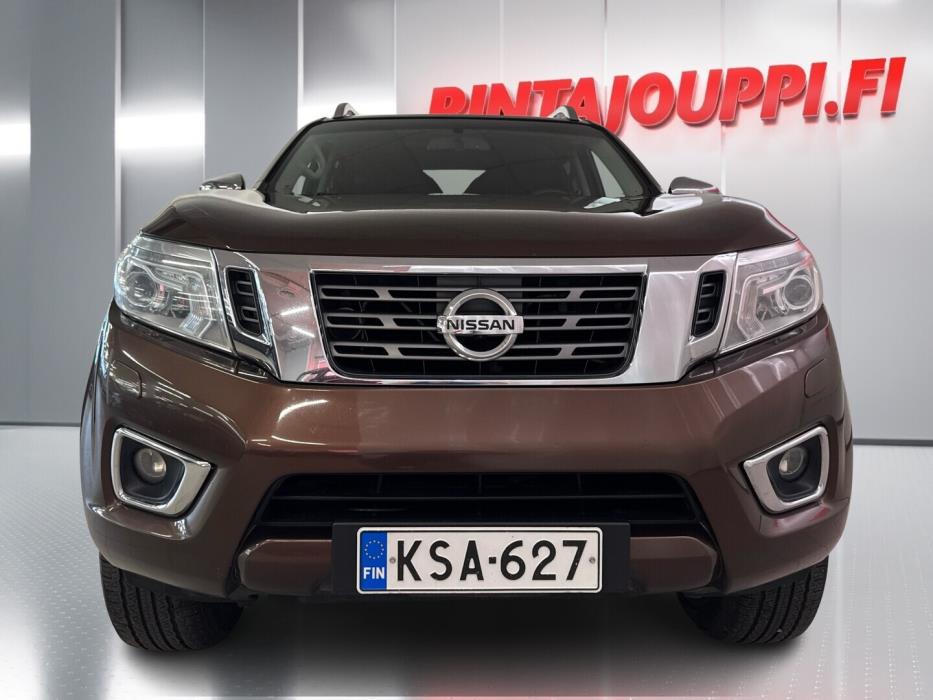 NISSAN Navara 2016