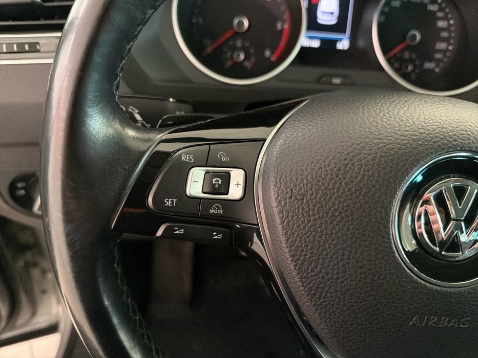 VOLKSWAGEN Tiguan 2017