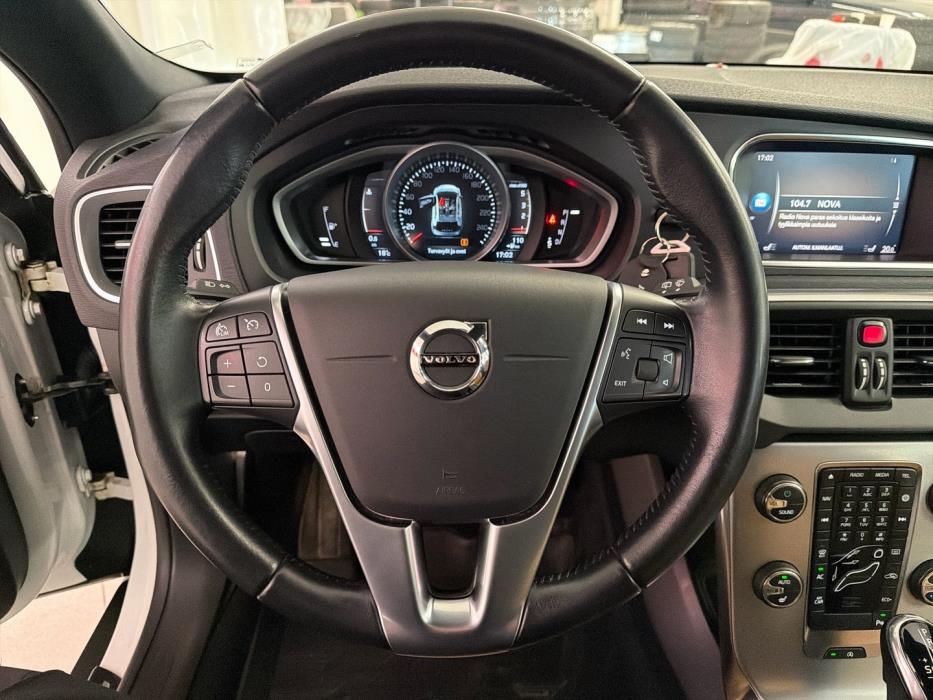 VOLVO V40 Cross Country 2017