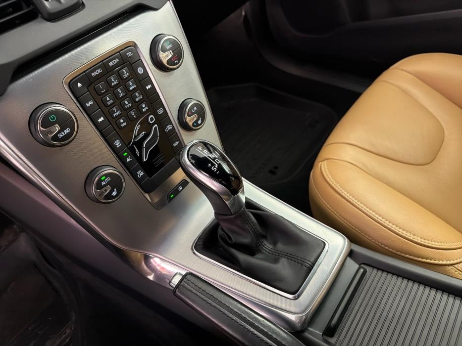 VOLVO V40 Cross Country 2017