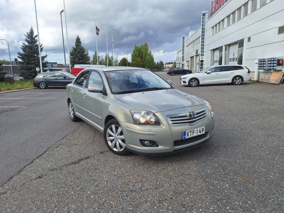 TOYOTA Avensis 2006