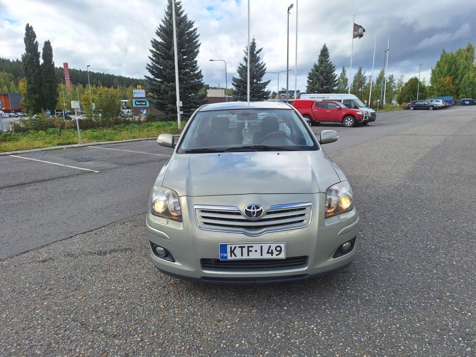TOYOTA Avensis 2006