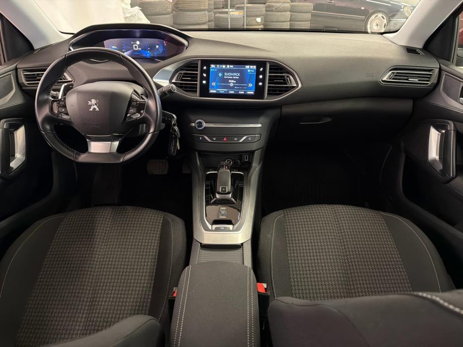 PEUGEOT 308 2021