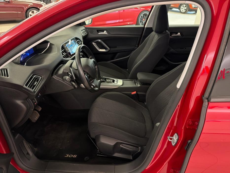 PEUGEOT 308 2021