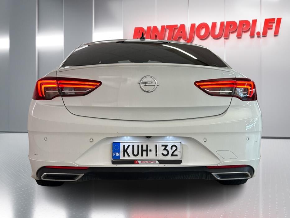 OPEL Insignia 2021