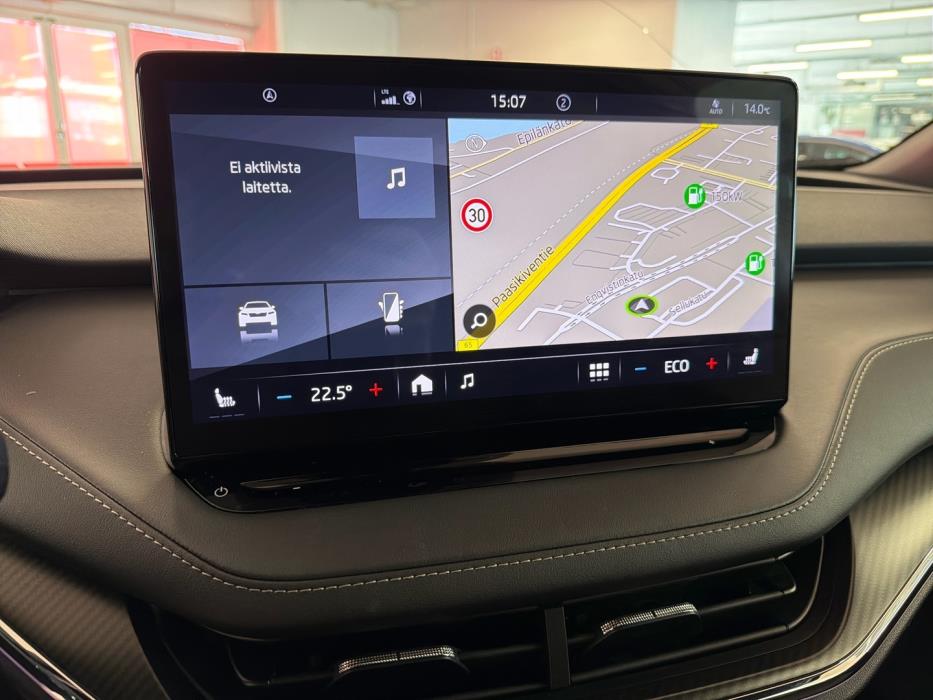 SKODA Enyaq 2023