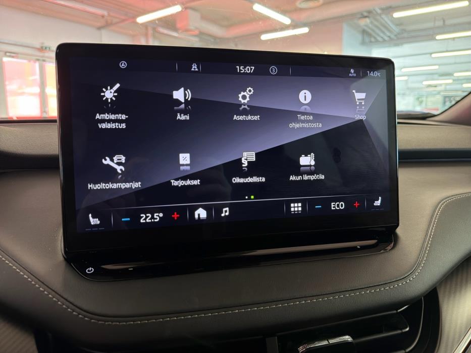 SKODA Enyaq 2023