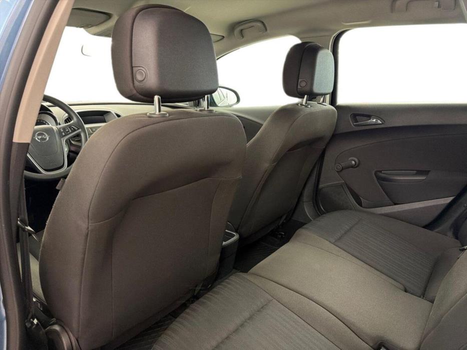 OPEL Astra 2015