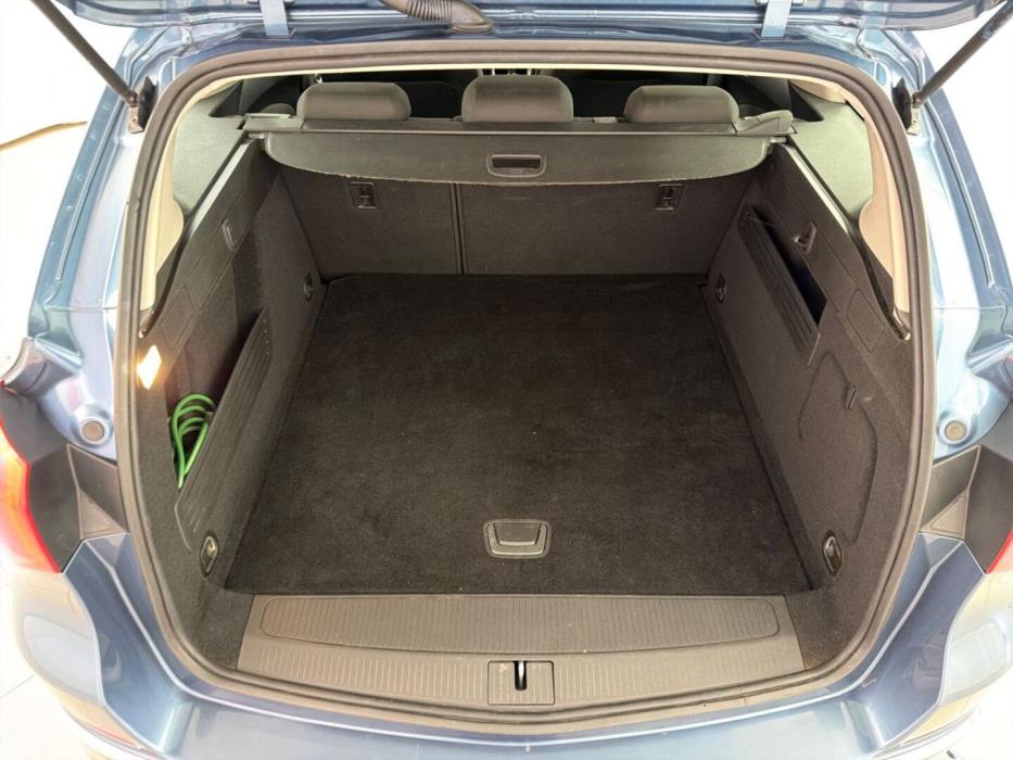 OPEL Astra 2015
