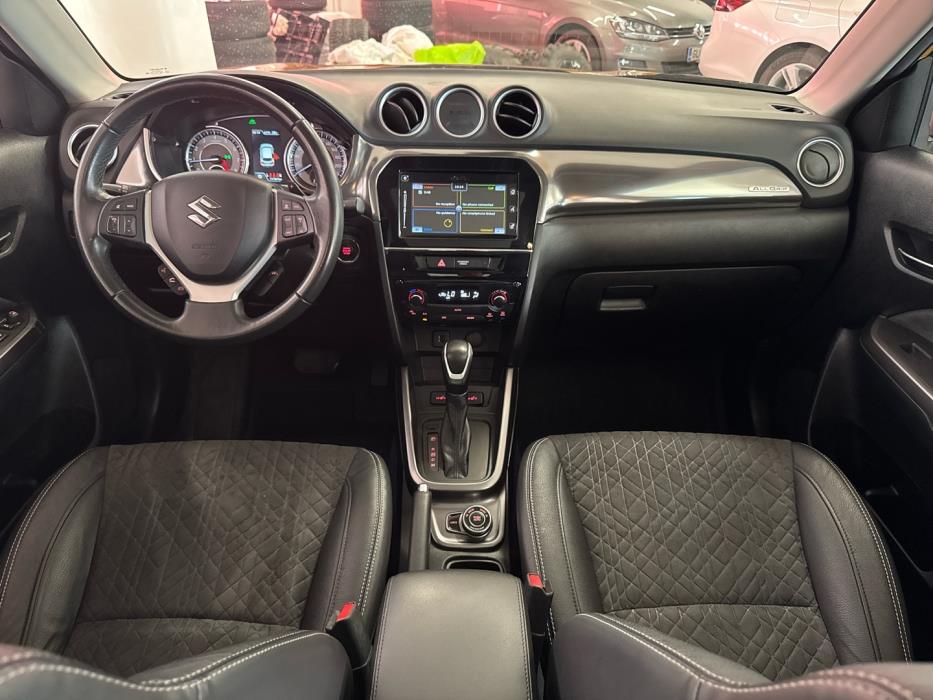 SUZUKI Vitara 2023