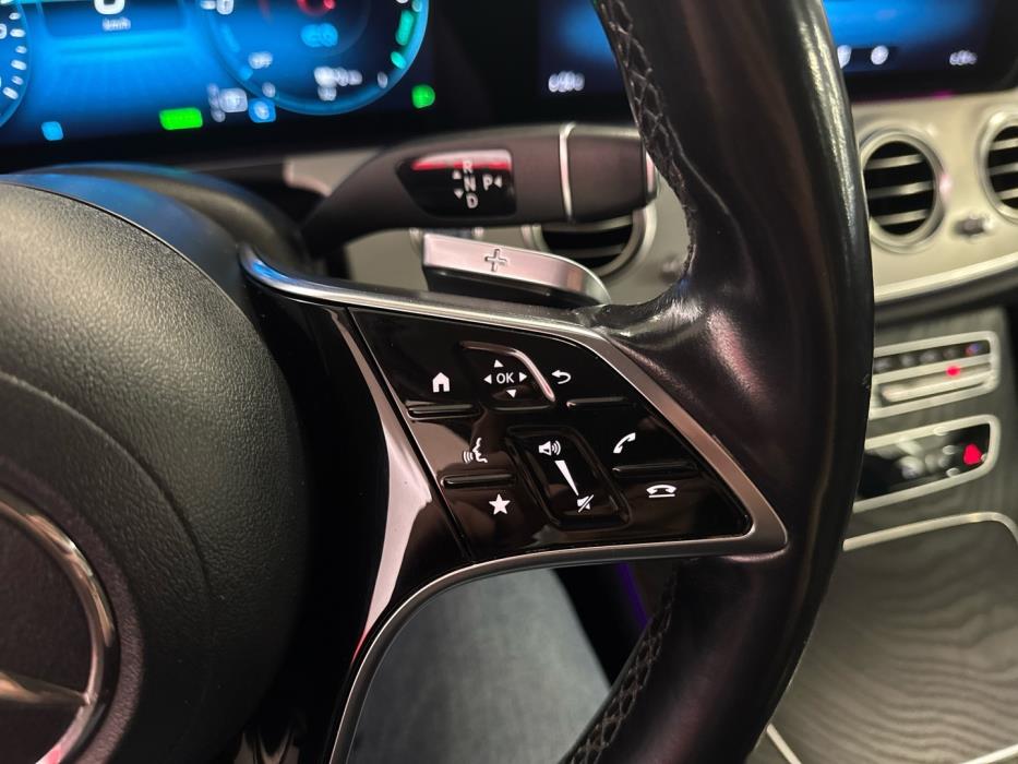 MERCEDES-BENZ E 2021