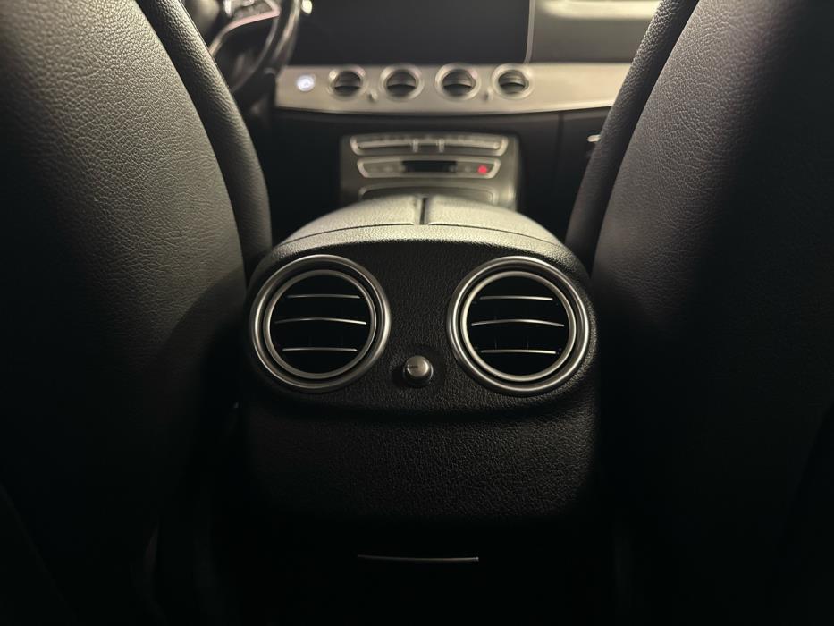 MERCEDES-BENZ E 2021