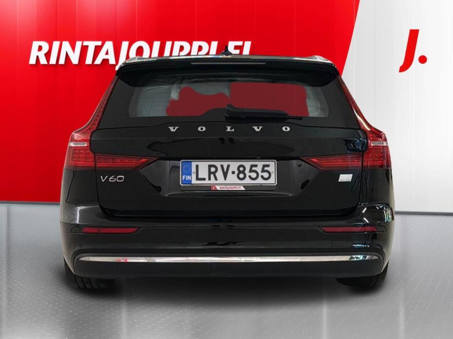 VOLVO V60 2023