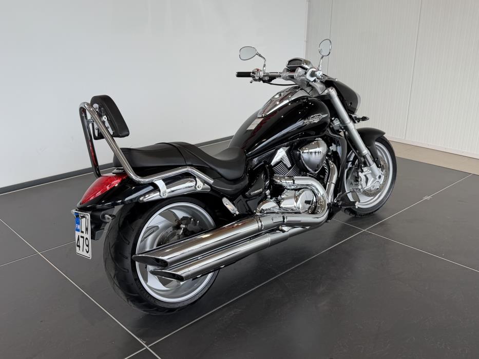 SUZUKI INTRUDER 2008