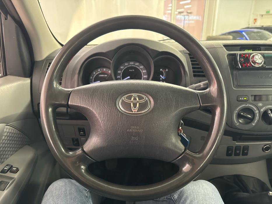 TOYOTA Hilux 2008