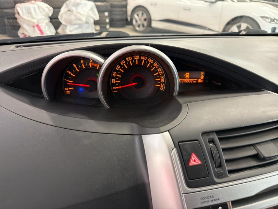TOYOTA Verso 2011