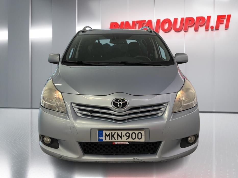 TOYOTA Verso 2011