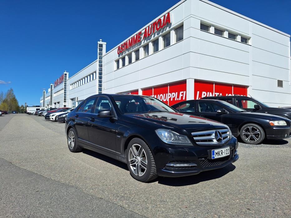 MERCEDES-BENZ C 2011