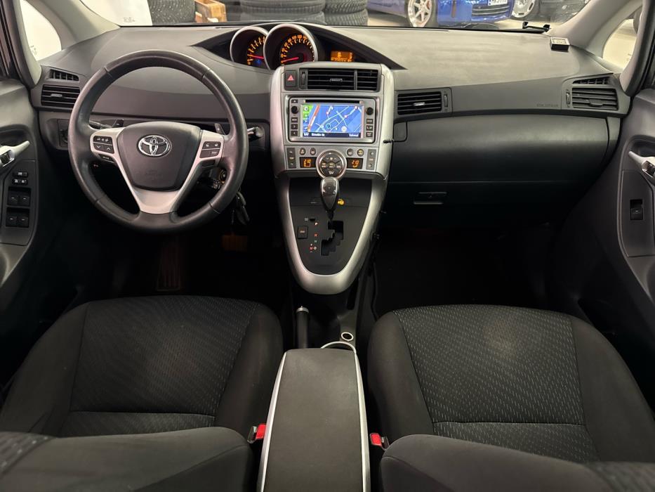 TOYOTA Verso 2013