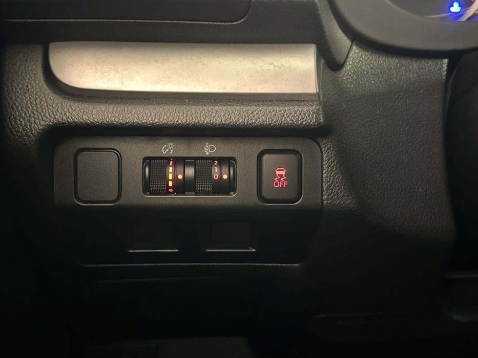 SUBARU Forester 2016