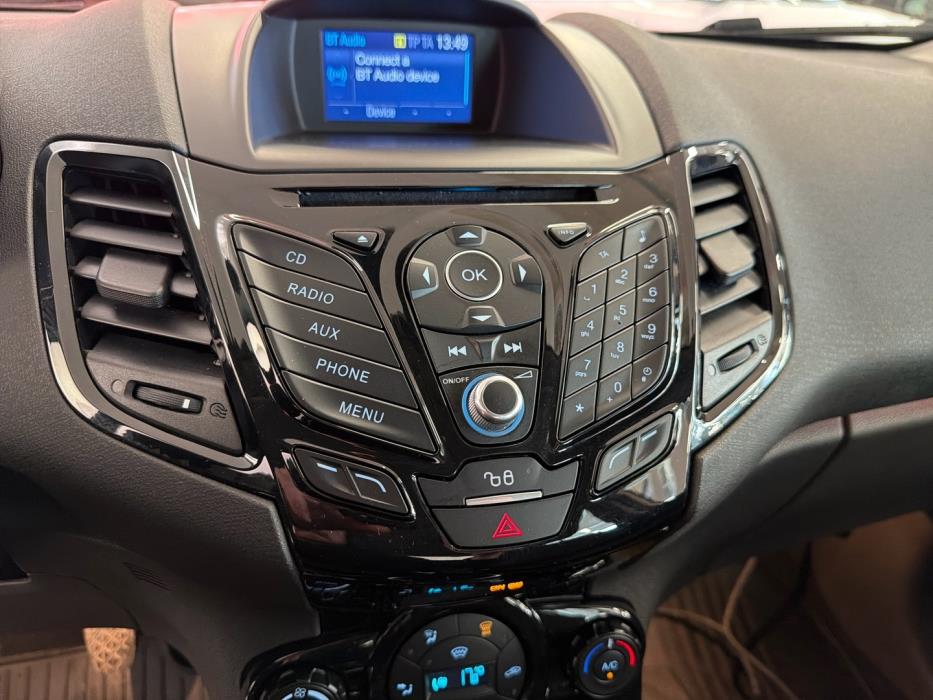 FORD Fiesta 2016