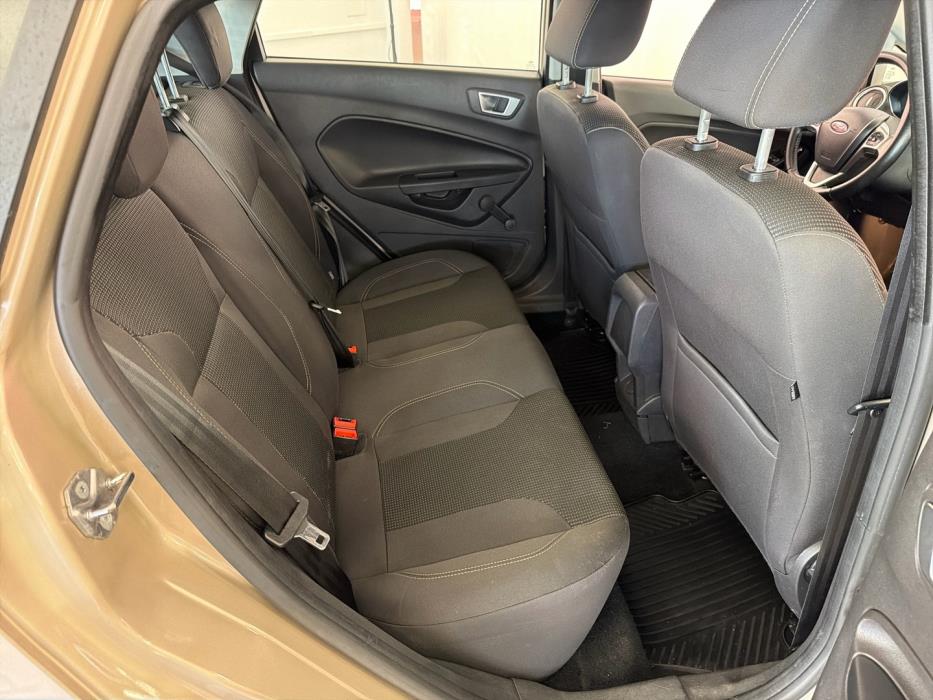 FORD Fiesta 2016