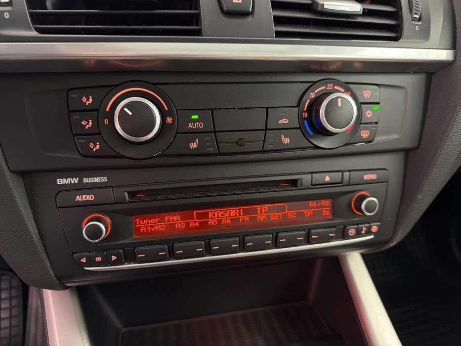 BMW X3 2011