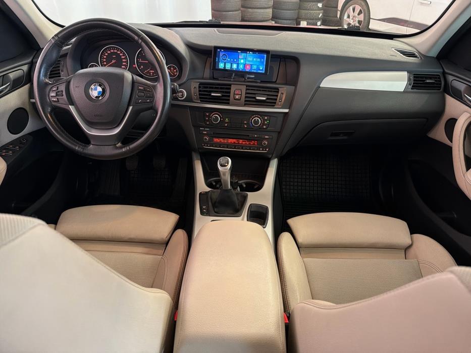 BMW X3 2011