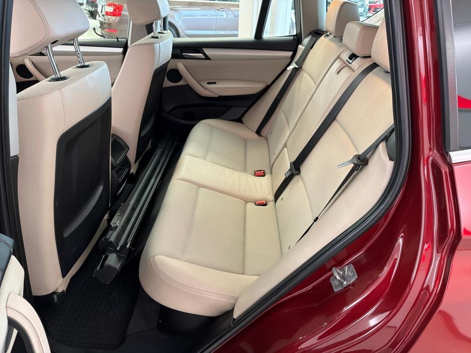 BMW X3 2011