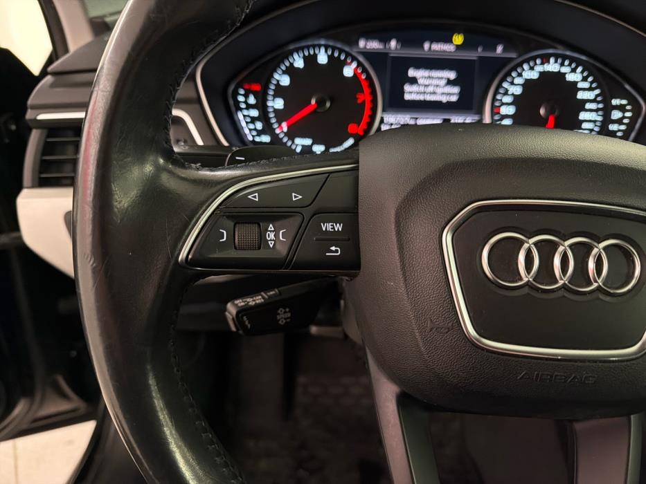 AUDI A4 2016