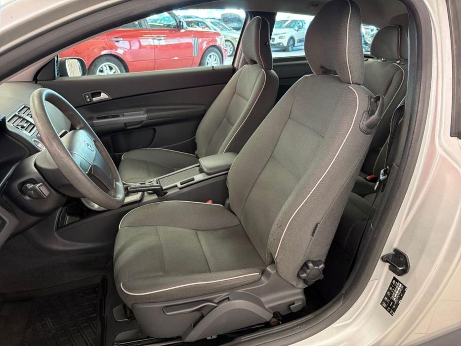 VOLVO C30 2008