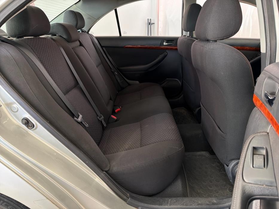 TOYOTA Avensis 2006