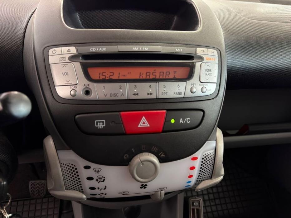 CITROEN C1 2011