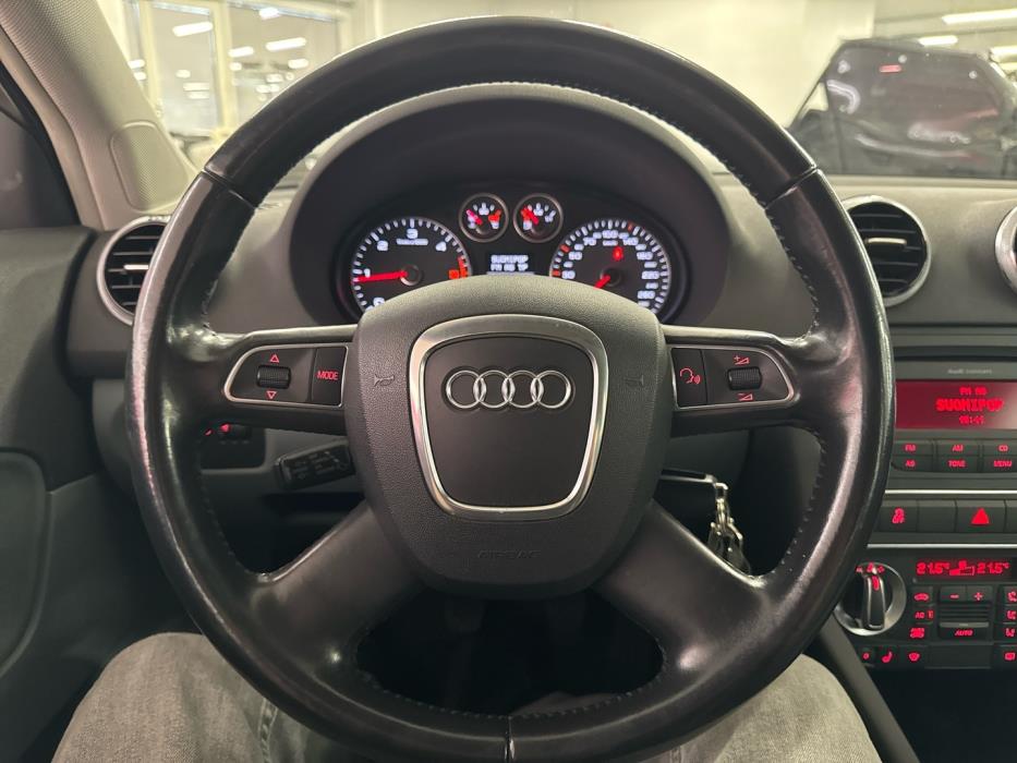 AUDI A3 2012