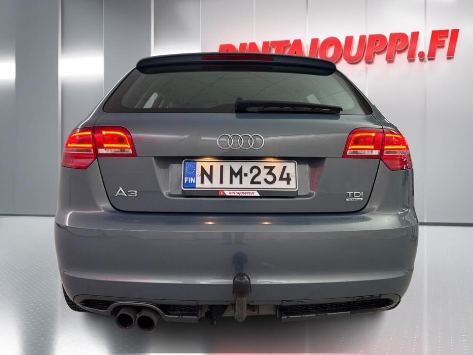 AUDI A3 2012