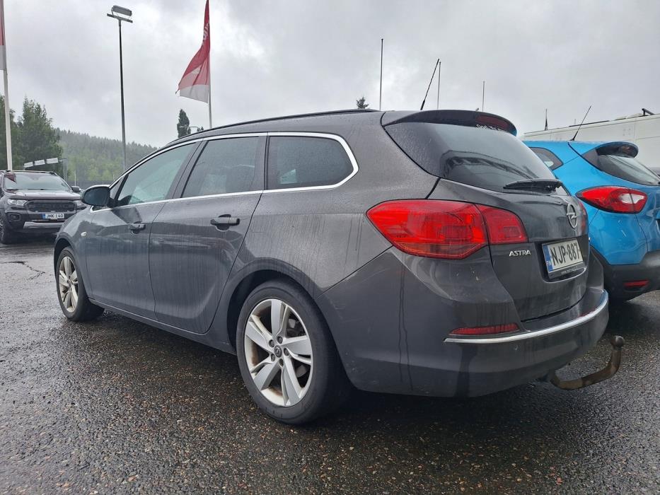 OPEL Astra 2015