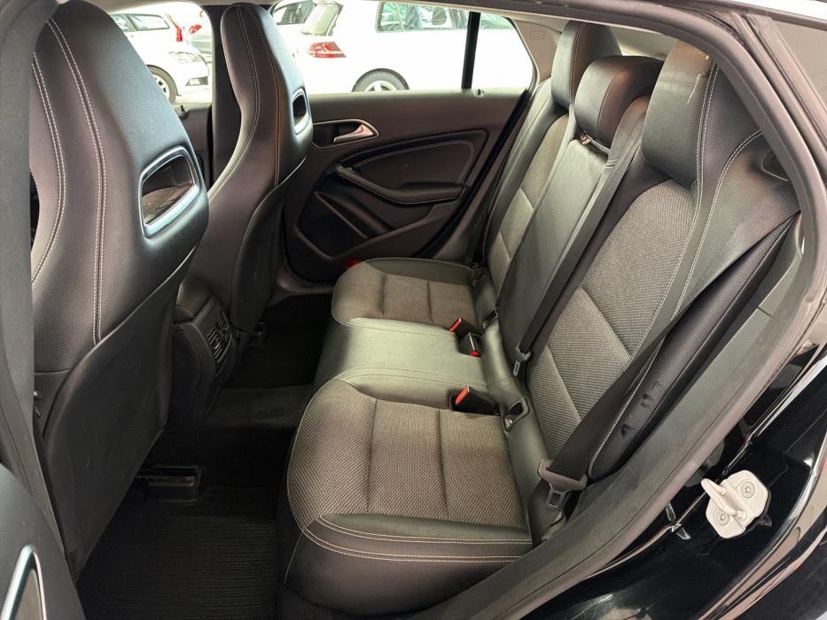 MERCEDES-BENZ CLA 2015