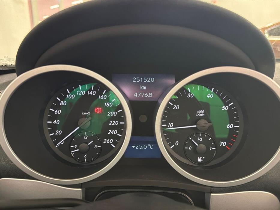 MERCEDES-BENZ SLK 2005