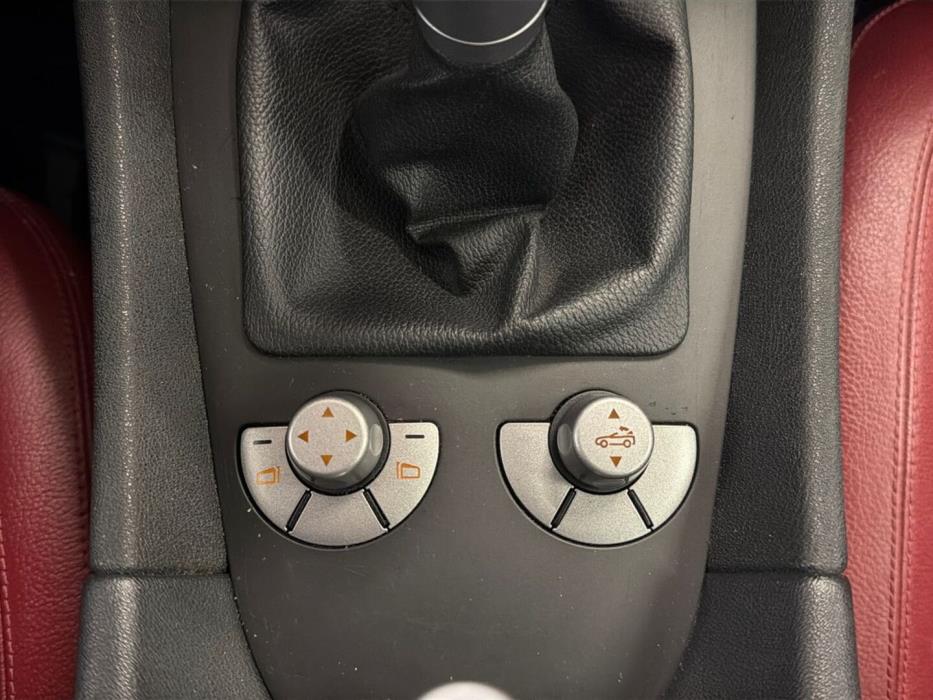 MERCEDES-BENZ SLK 2005