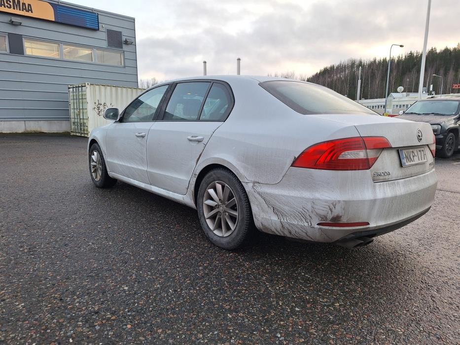 SKODA Superb 2015
