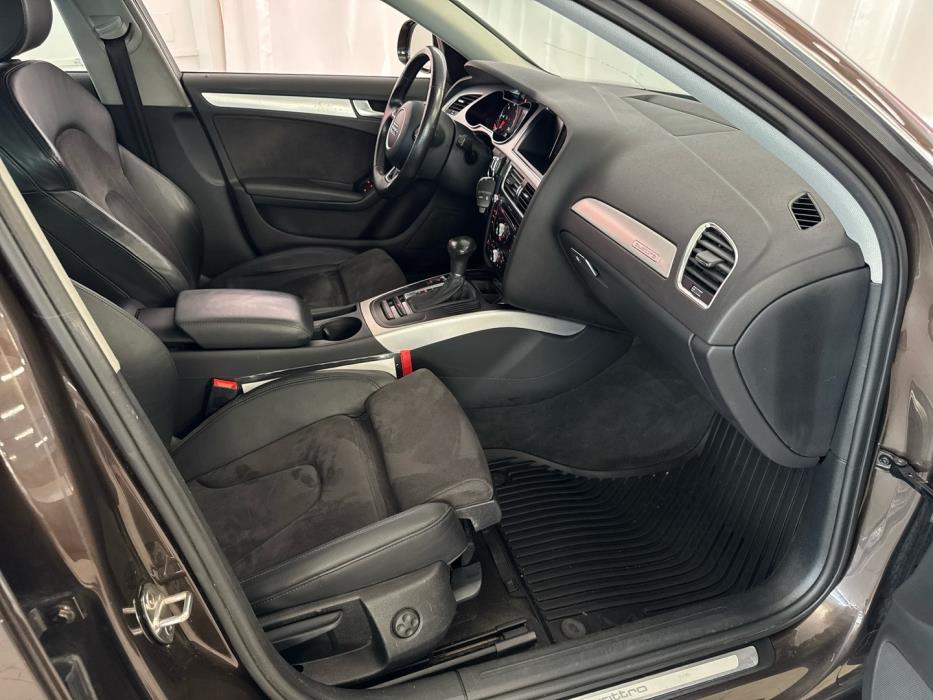 AUDI A4 allroad quattro 2016