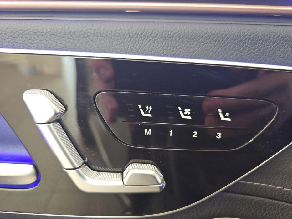 MERCEDES-BENZ EQS SUV 2023