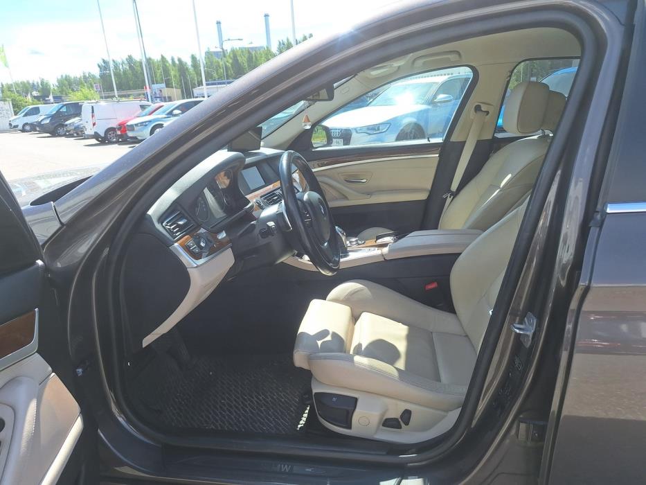 BMW 520 2013