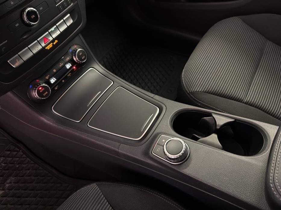 MERCEDES-BENZ B 2015